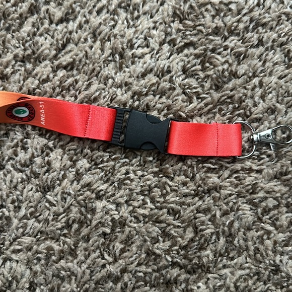 NWT Area 51 Alien detachable lanyard - Picture 4 of 5